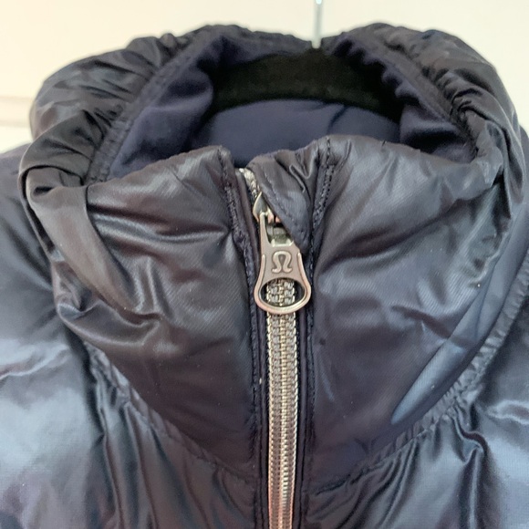 Lululemon Down Running Vest 6 - Picture 6 of 15